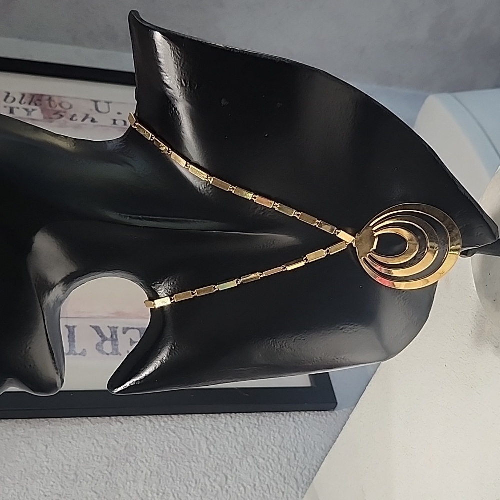 Monet long  necklace